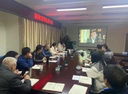 集團公司黨委委員、副總經(jīng)理劉林參加 臨港支部組織生活會
