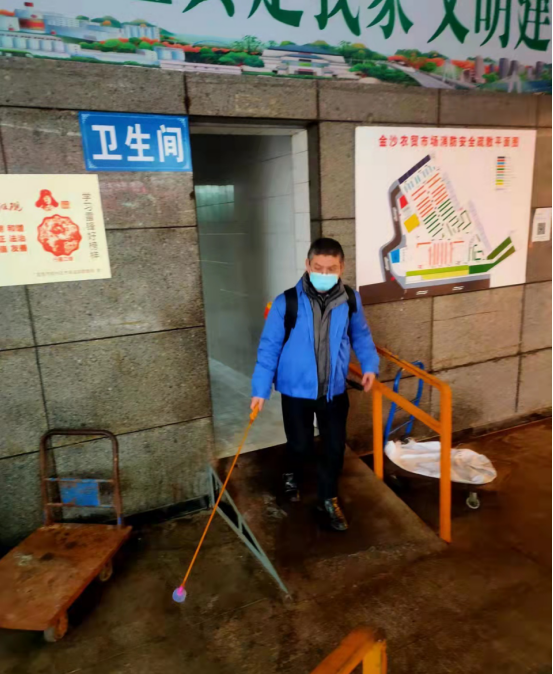 金沙農貿市場開展全方位疫情防控工作