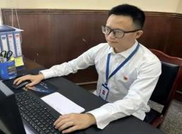 《榜樣在身邊》系列報道——羅林、饒錫兵 不用揚鞭自奮蹄 人生逐夢正當時
